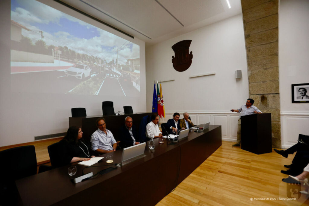  Câmara de Viseu apresenta projeto para duplicar troço da EN16 com mais rotundas, passeios e ciclovia - Jornal do Centro