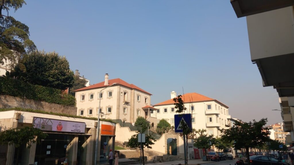  Viseu com aviso de calor no fim de semana prolongado. Temperaturas descem nos próximos dias - Jornal do Centro