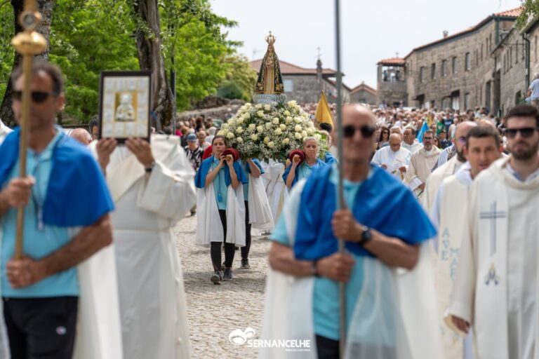 romaria senhora da lapa sernancelhe