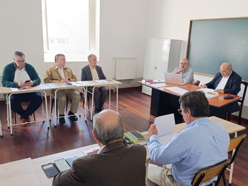  Diocese de Viseu prepara, durante três anos, 16 diáconos - Jornal do Centro