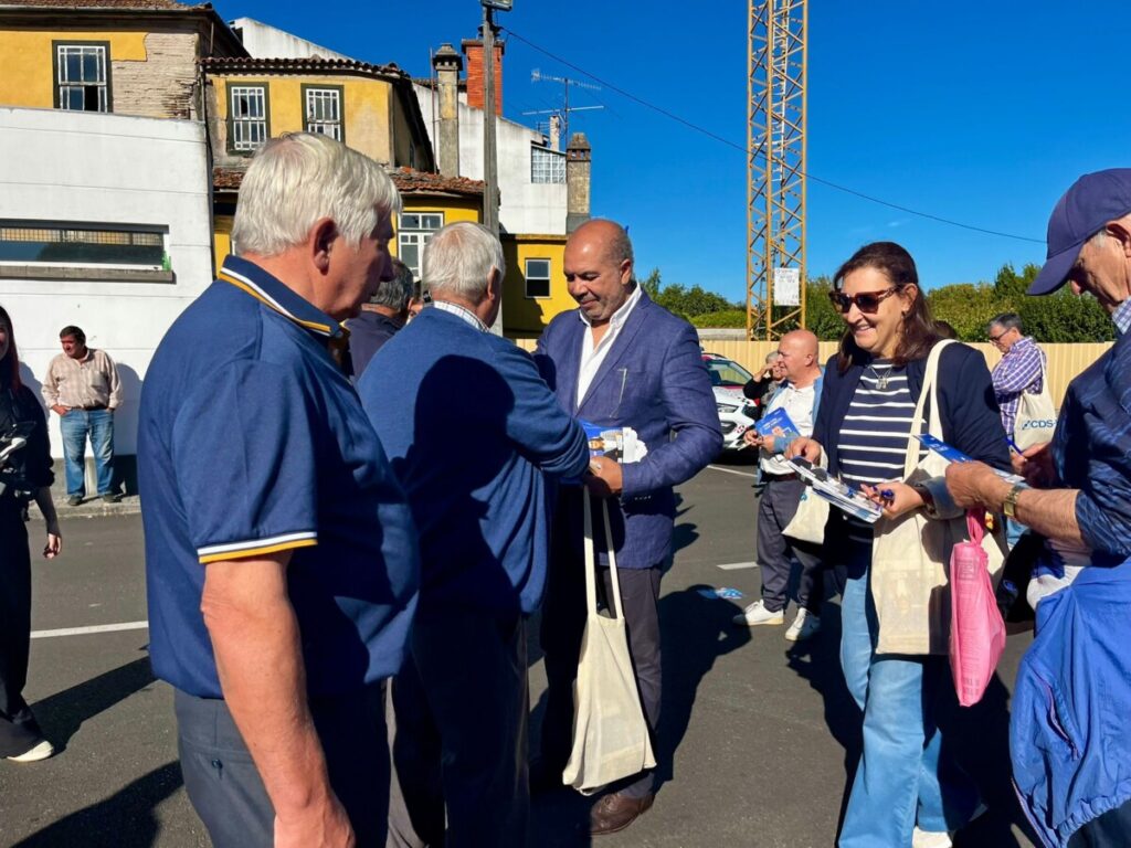  Feira semanal de Viseu abre caminho à campanha autárquica - Jornal do Centro