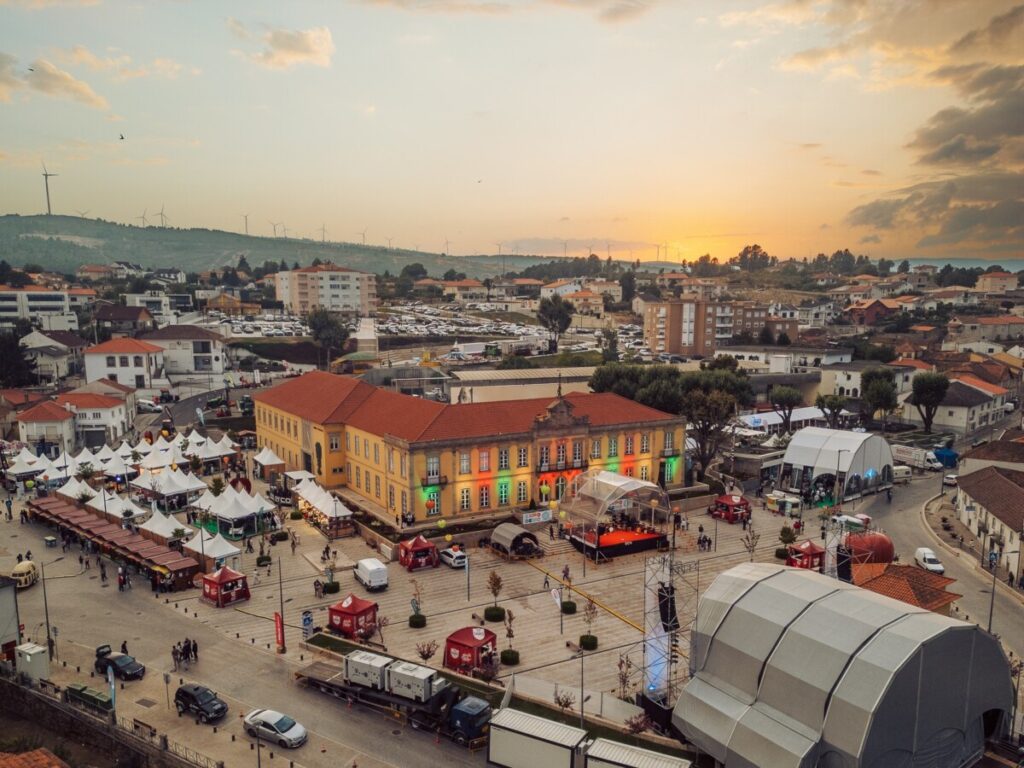  Expodemo arranca na quinta-feira com música, vinho e tradição - Jornal do Centro