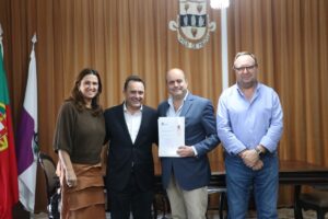 O protocolo contempla igualmente a promoção de formação e ciclos de estudo, desde cursos breves a pós-graduações, bem como ações de consultoria técnica