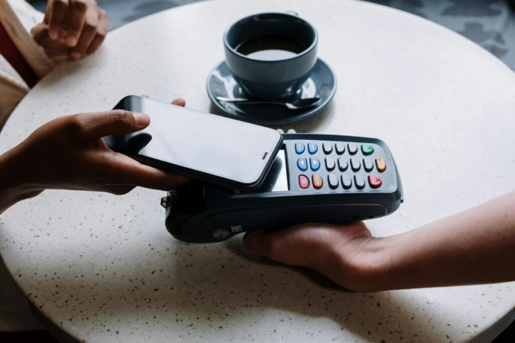  Do Multibanco ao MB Way: a revolução digital em Portugal