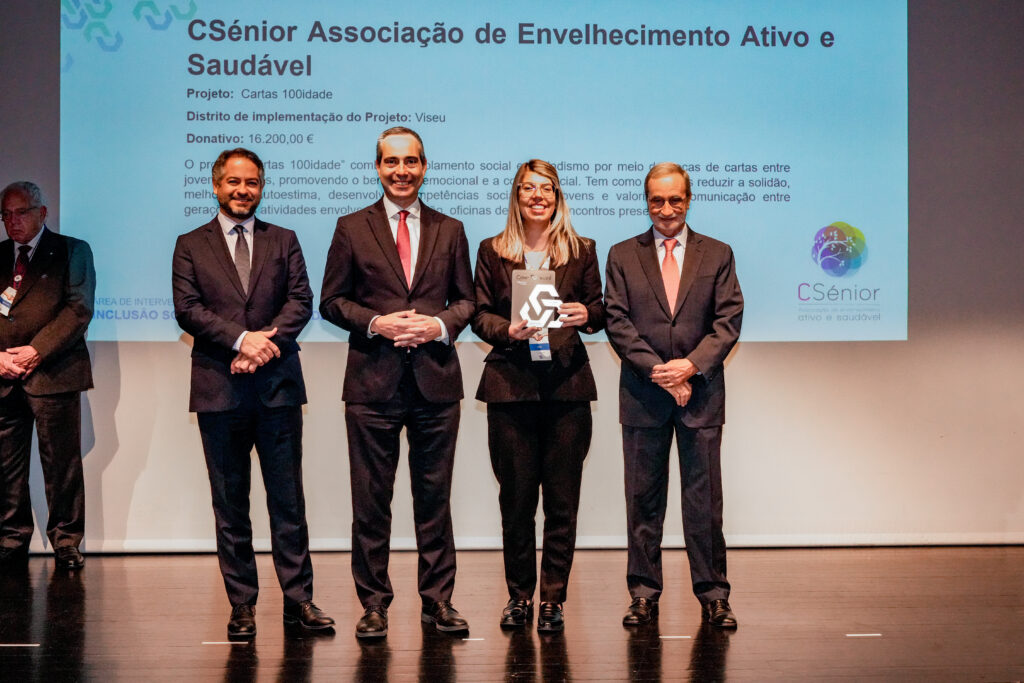  Projeto “Cartas 100idade” de Castro Daire distinguido nos Prémios Caixa Social