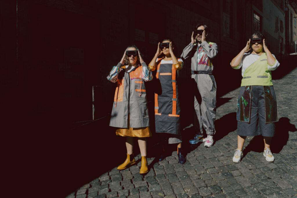  Teatro Viriato: “Empregos Modernos”, o espetáculo que dialoga com o país que discute o pacote laboral