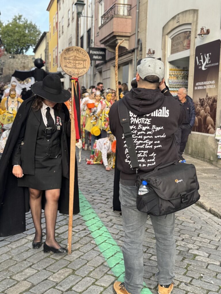 latada 202553 - Jornal do Centro O barulho das latas e os cânticos de cada curso, uns mais atrevidos, outros mais comedidos (c/fotogaleria)