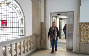 Elevador_Acessibilidade_Pacos_Concelho_jan2026