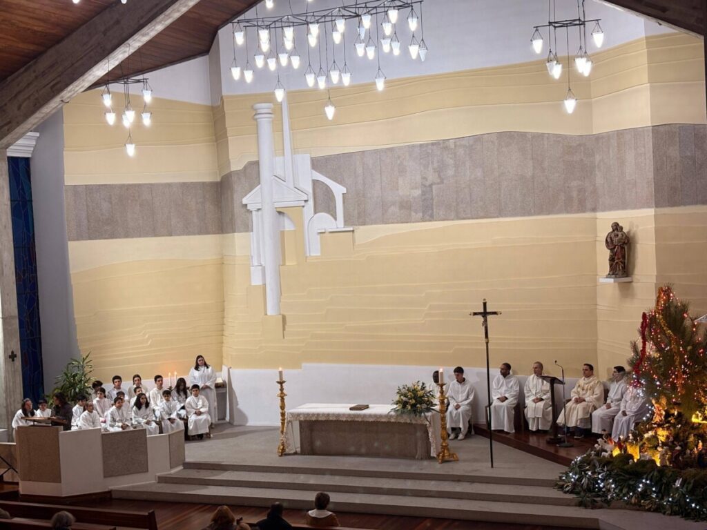  Diocese de Viseu promove encontro de formação de acólitos em Mangualde