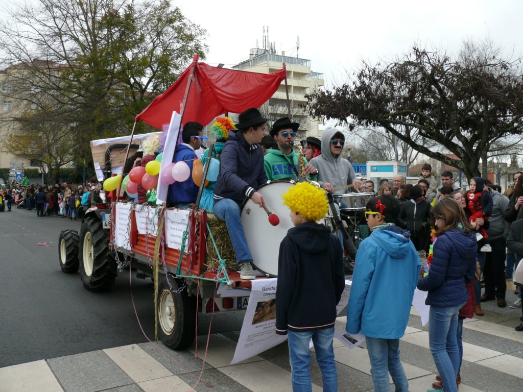  Desfile de Carnaval volta a percorrer ruas de Oliveira de Frades