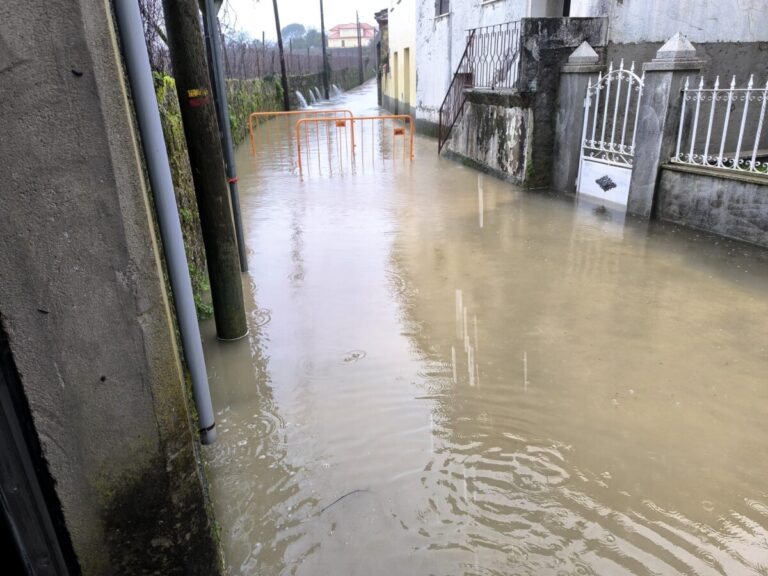 Cheias inundação inundações estrada inundada Santa Comba Dão