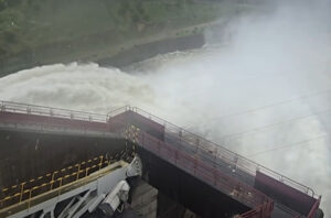 descarga barragem aguieira