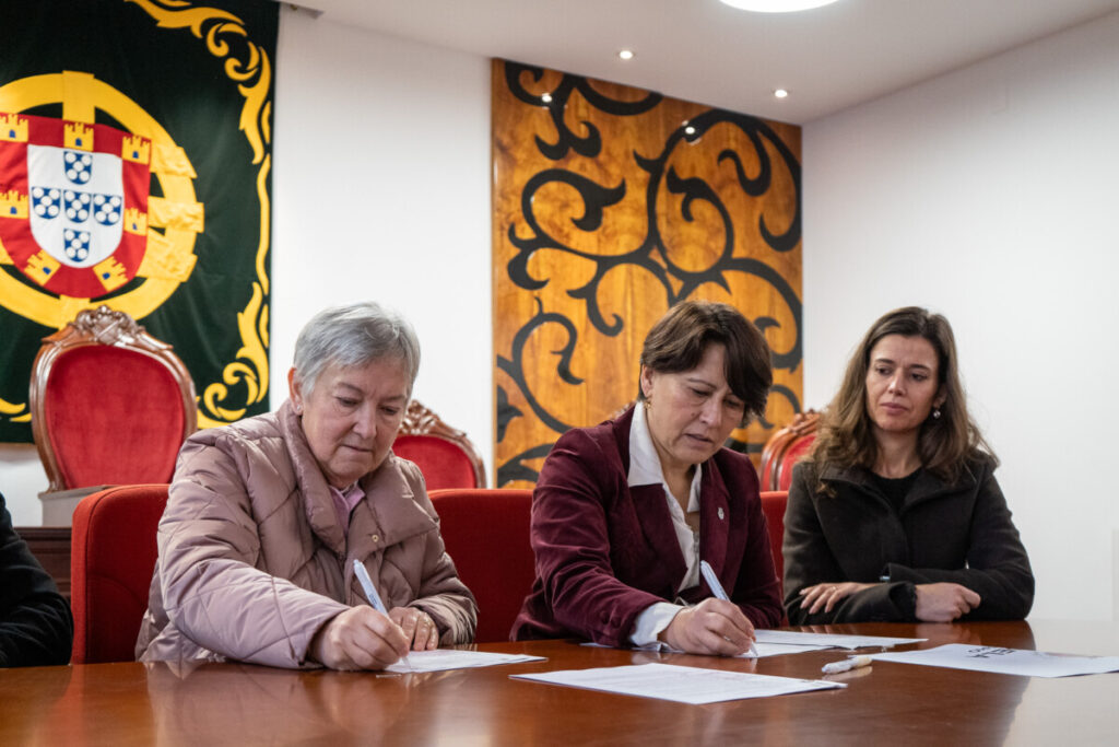  Município de Tondela assina protocolos com ACERT e Vários para apoio cultural e social