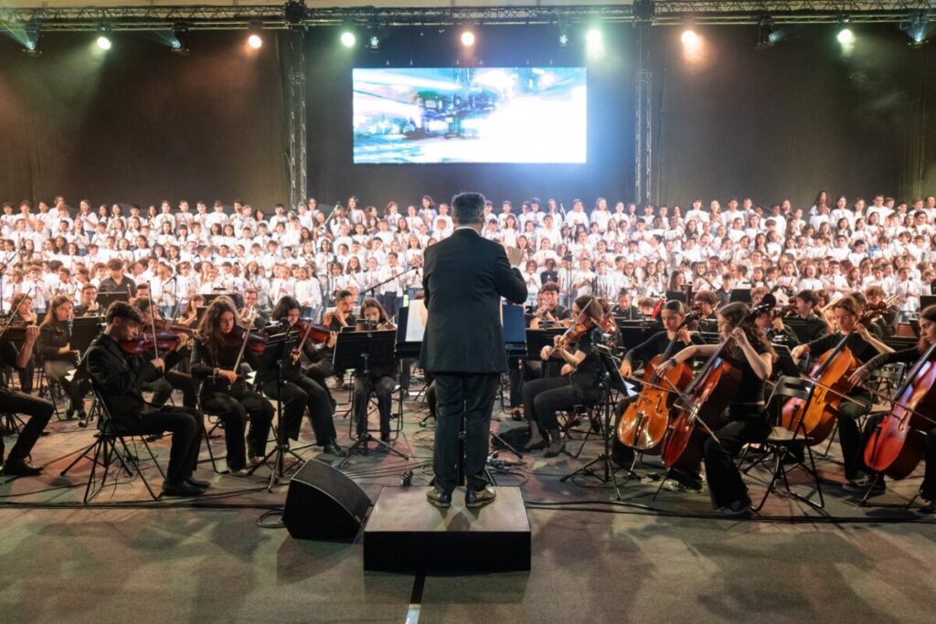  Centenas de crianças em palco na “Audições da Primavera” em Tondela