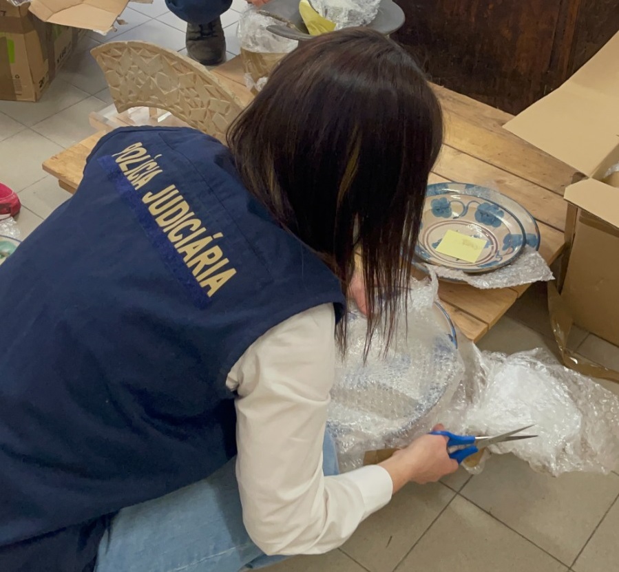  PJ investiga origem das 278 obras de arte apreendidas em Penalva do Castelo