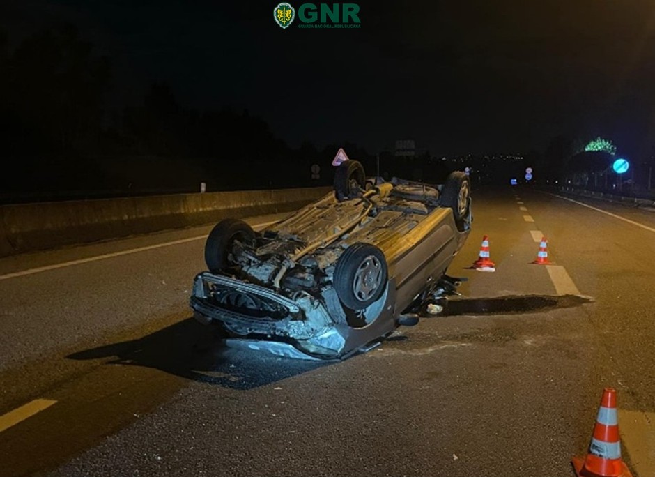  Despistou-se na A25 com carro roubado, mas GNR acabou por identificar autor do furto